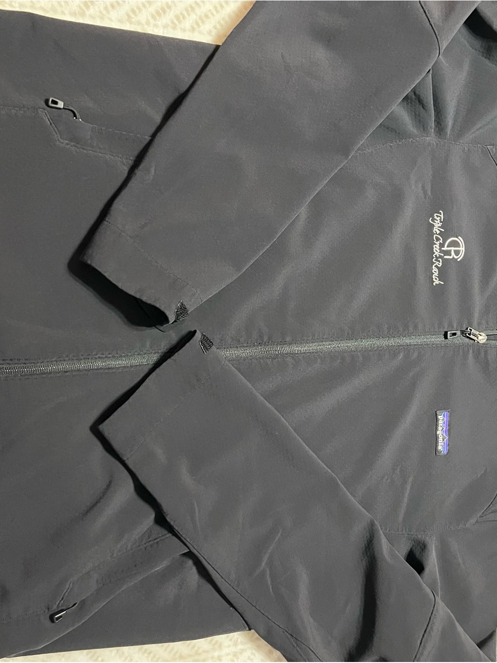 Patagonia Men's Black Softshell Jacket Medium